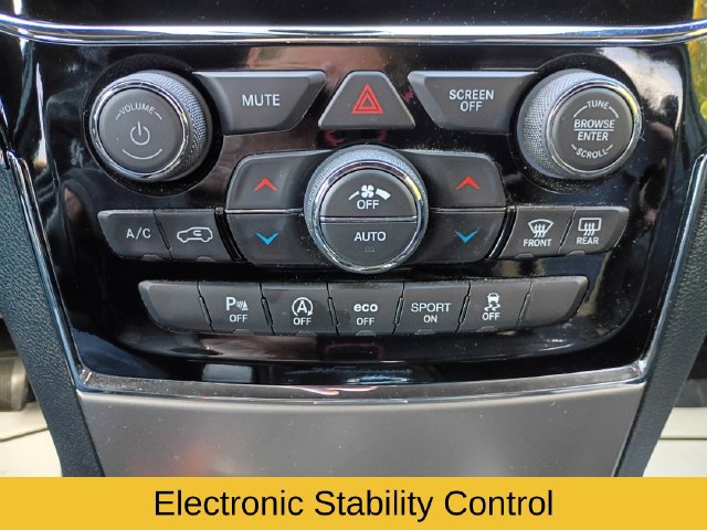 Used 2020 Jeep Grand Cherokee Limited AWD/4WD image 17