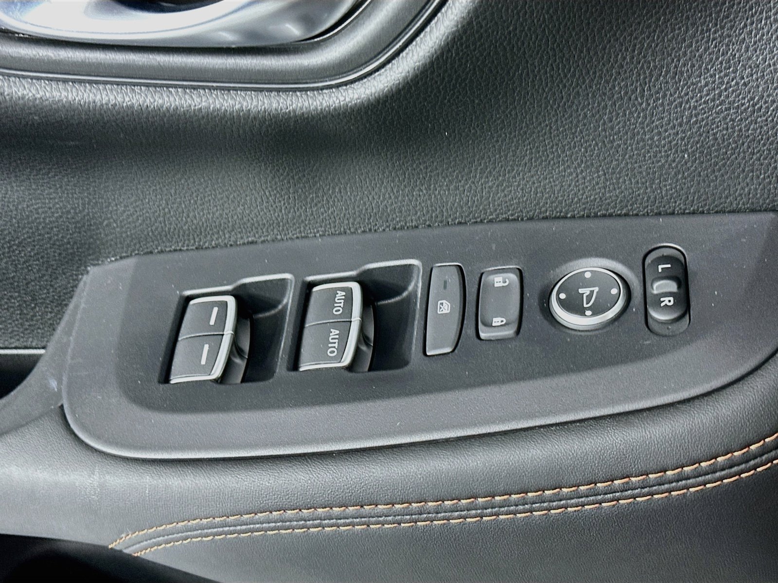Used 2024 Honda HR-V Sport image 23