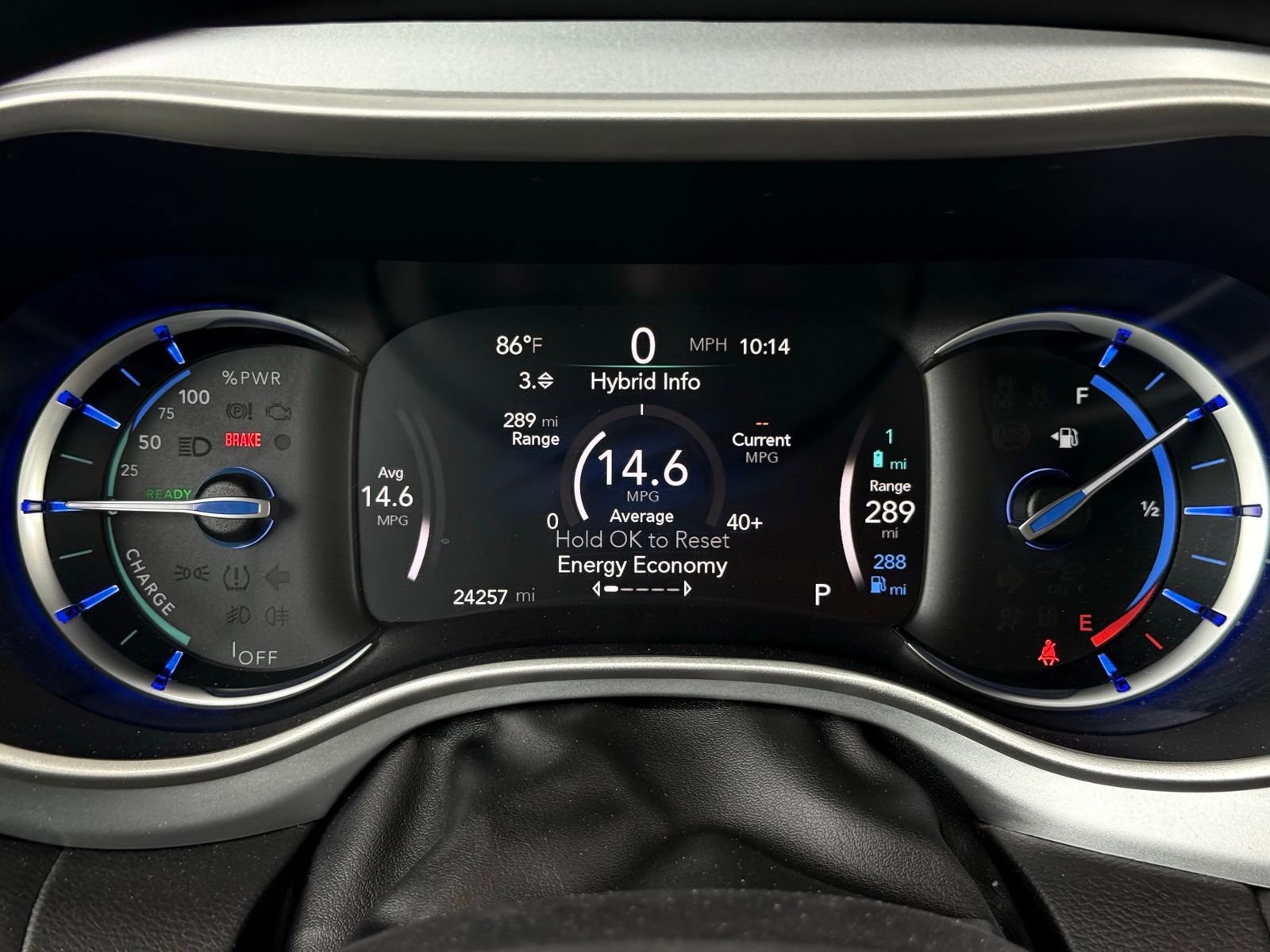 Used 2018 Chrysler Pacifica Touring Plus image 38