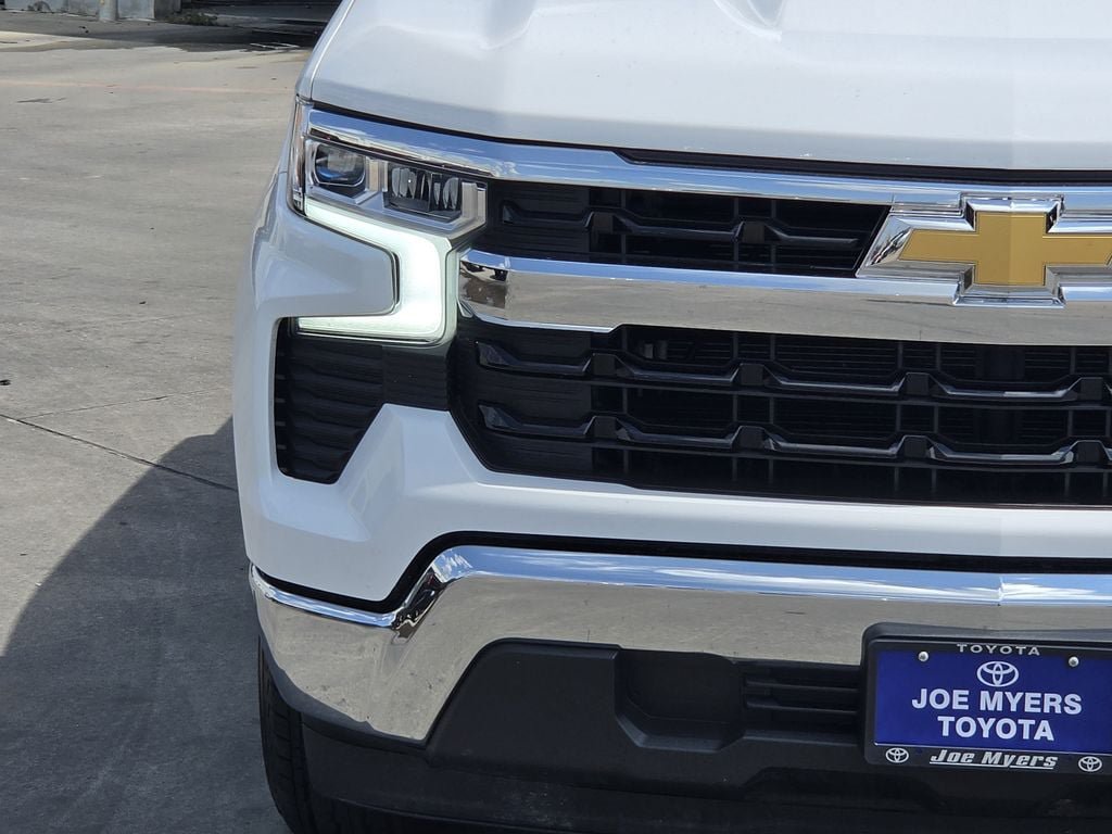 Used 2026 Chevrolet Silverado 1500 LT RWD image 5
