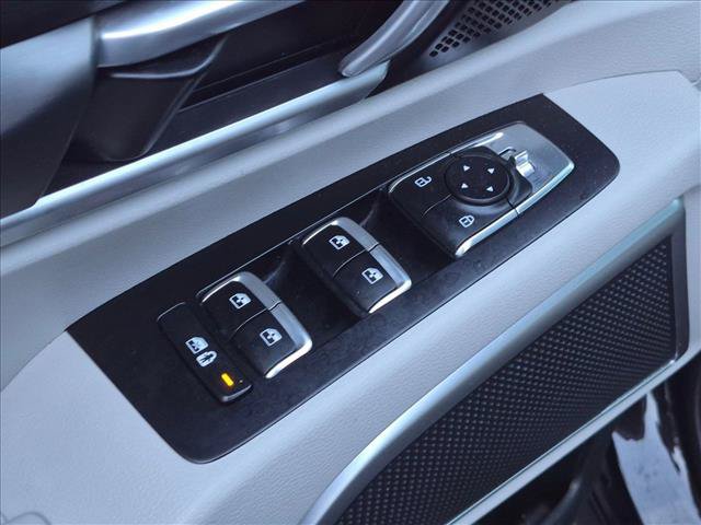 Used 2022 Kia Telluride S FWD image 12