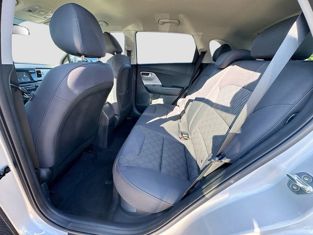 Used 2019 Kia Niro FE FWD image 28