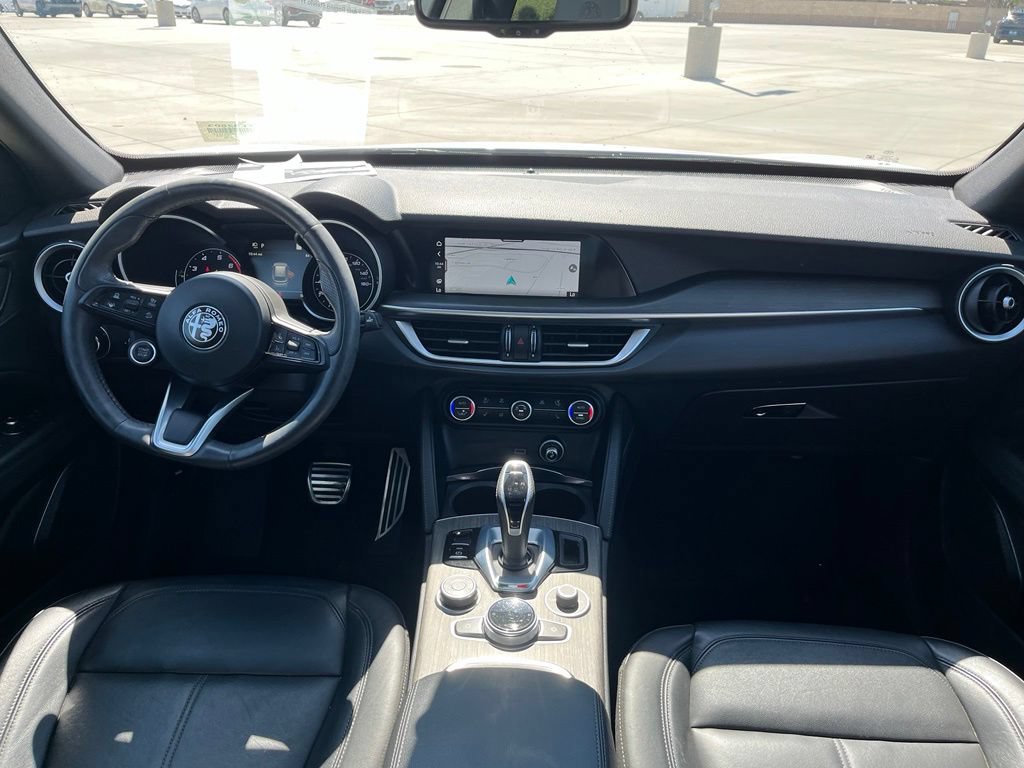 Used 2023 Alfa Romeo Stelvio Ti w/ Active Assist Plus Package AWD/4WD image 13