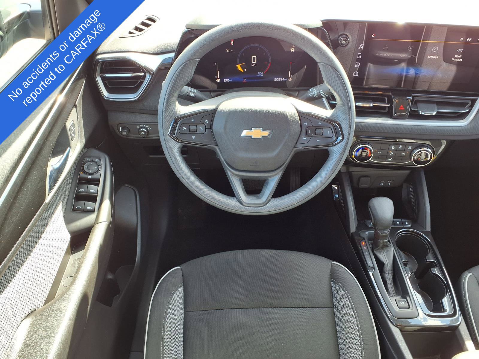 Used 2024 Chevrolet TrailBlazer LT w/ Driver Confidence Package FWD image 14