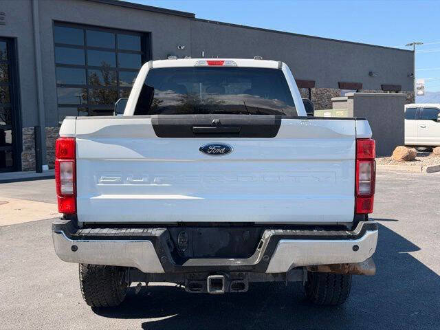 Used 2022 Ford F350 XLT w/ XLT Value Package AWD/4WD image 4