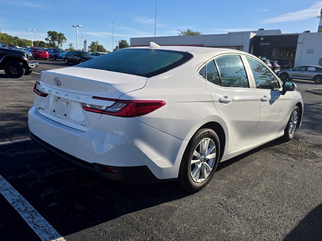 Used 2025 Toyota Camry LE FWD image 7