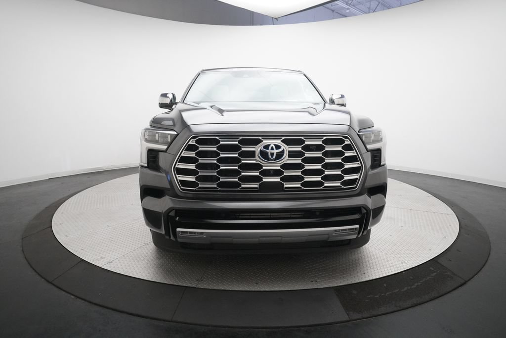 Used 2023 Toyota Sequoia Capstone AWD/4WD image 11