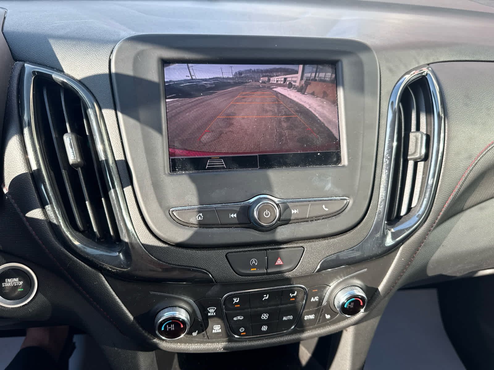 Used 2023 Chevrolet Equinox RS image 23