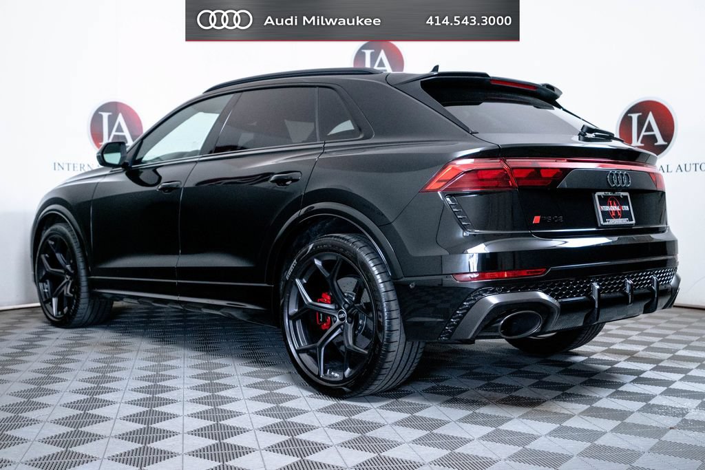 Used 2025 Audi RS Q8 performance w/ Matte Carbon Package AWD/4WD image 8