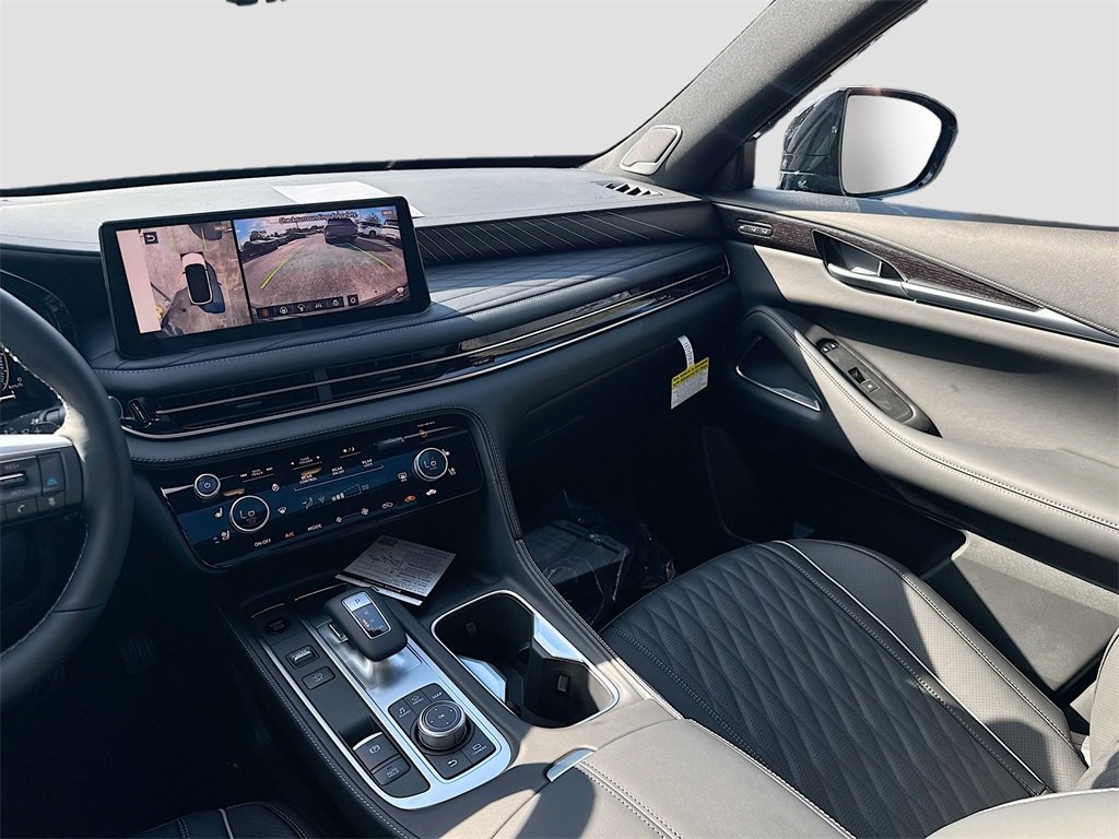 New 2026 INFINITI QX60 Autograph w/ Dark Cargo Package image 25