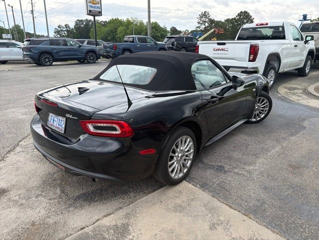 Used 2020 FIAT 124 Spider Classica w/ Technology Group RWD image 5