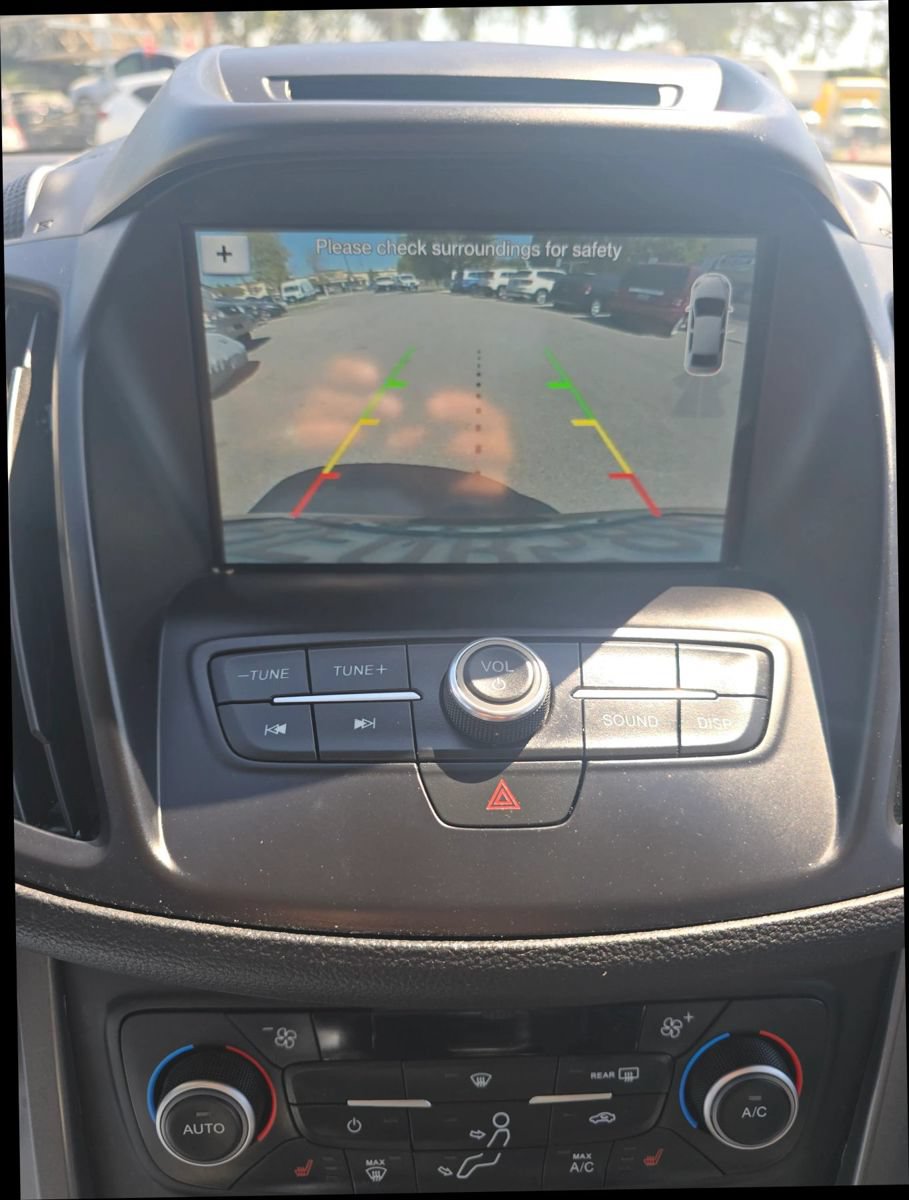 Used 2018 Ford Escape SEL FWD image 21