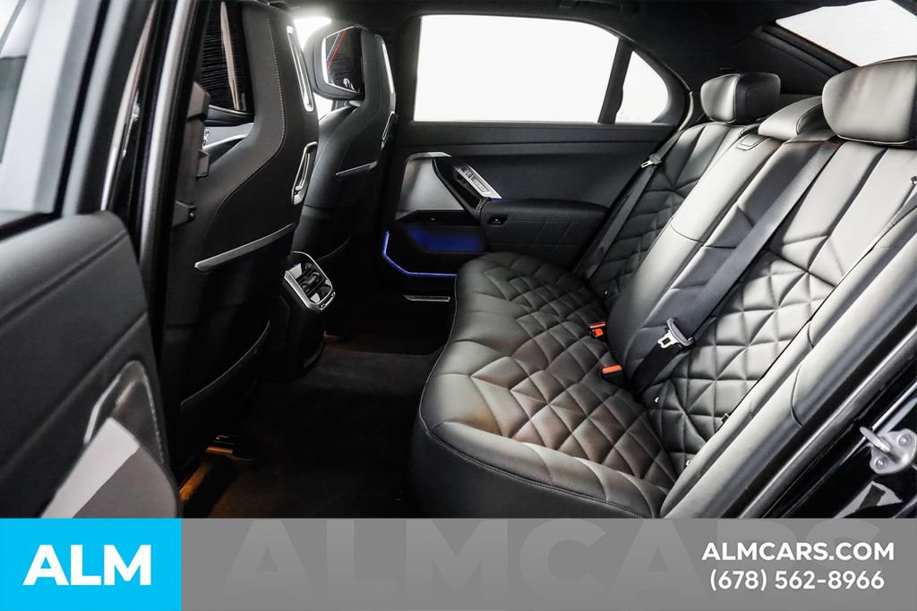 Used 2026 BMW 740i w/ Premium Package RWD image 17