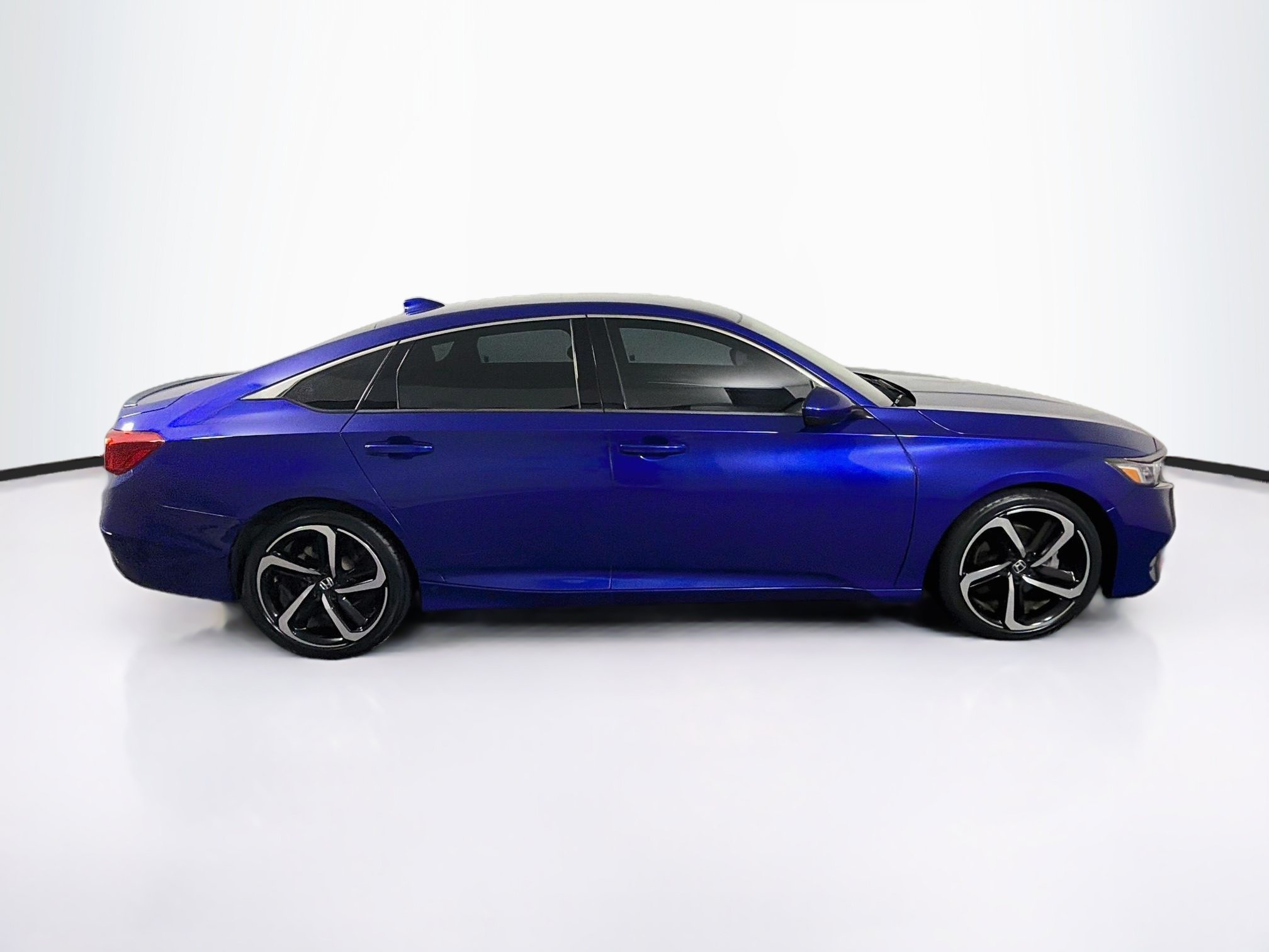 Used 2019 Honda Accord Sport image 10