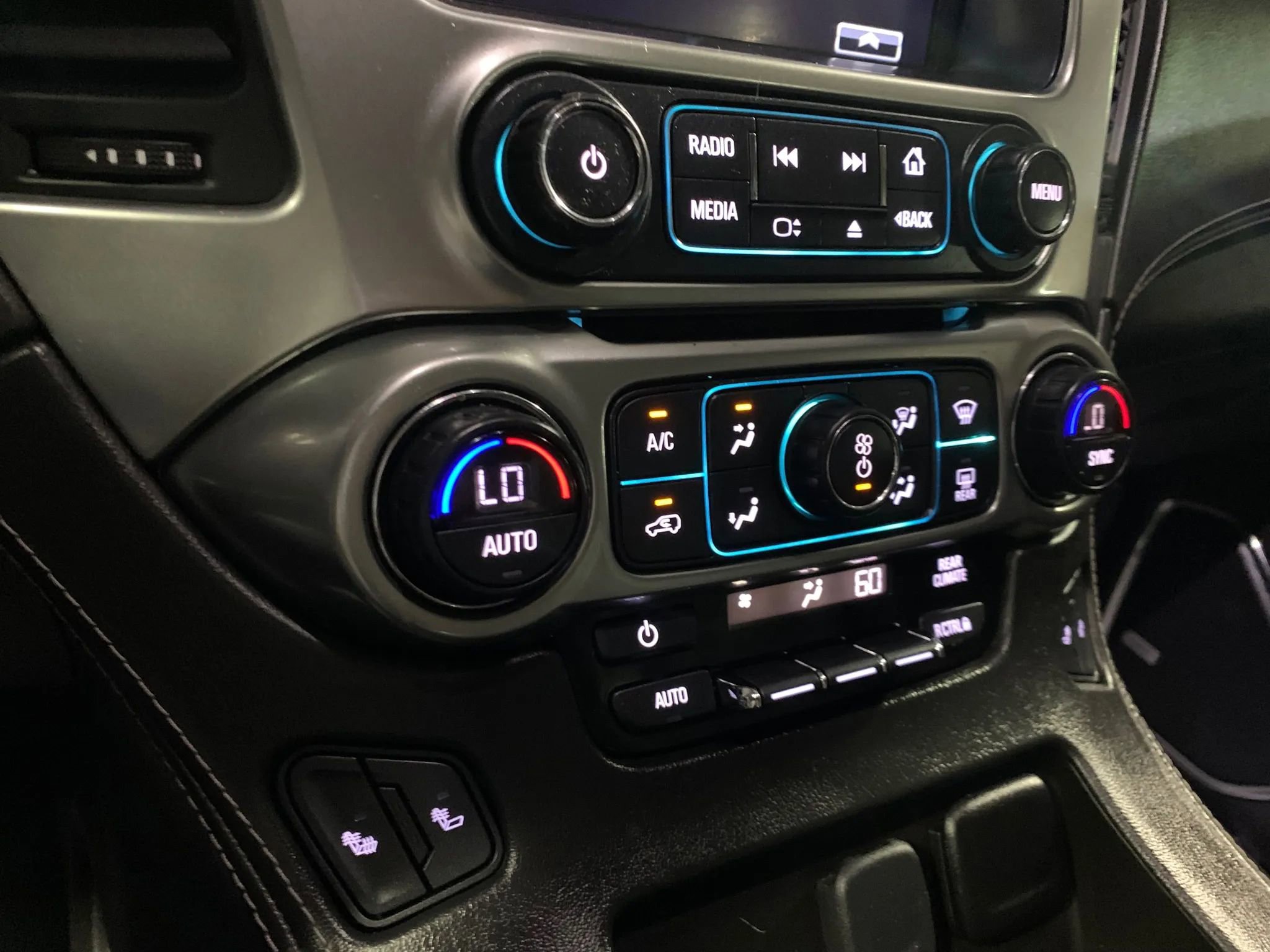 Used 2017 Chevrolet Tahoe LT image 23