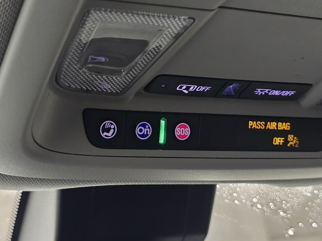 Used 2023 GMC Terrain SLE image 31