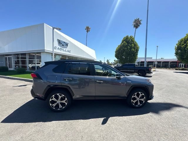 Used 2023 Toyota RAV4 XSE AWD/4WD image 4