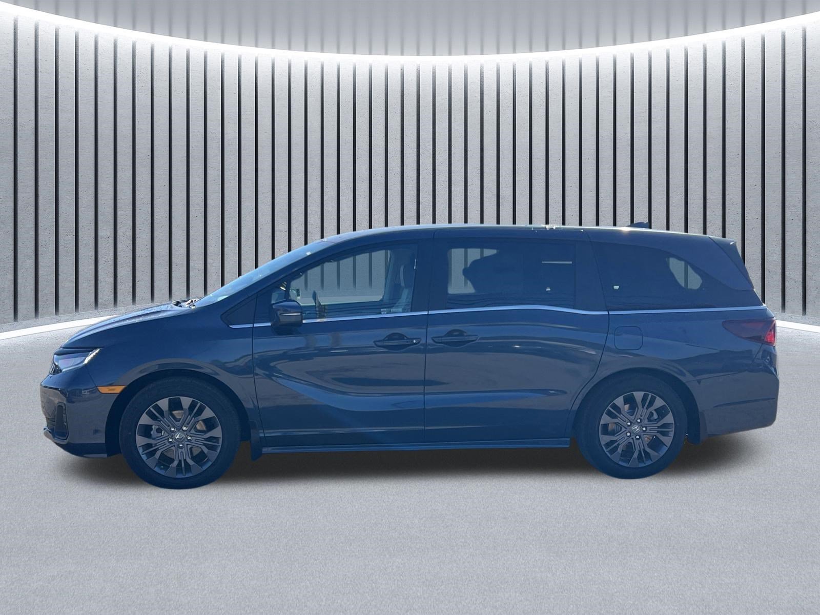 New 2026 Honda Odyssey Touring image 8