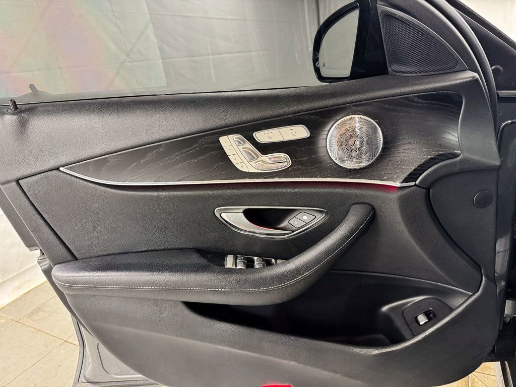 Used 2017 Mercedes-Benz E 300 4MATIC image 15