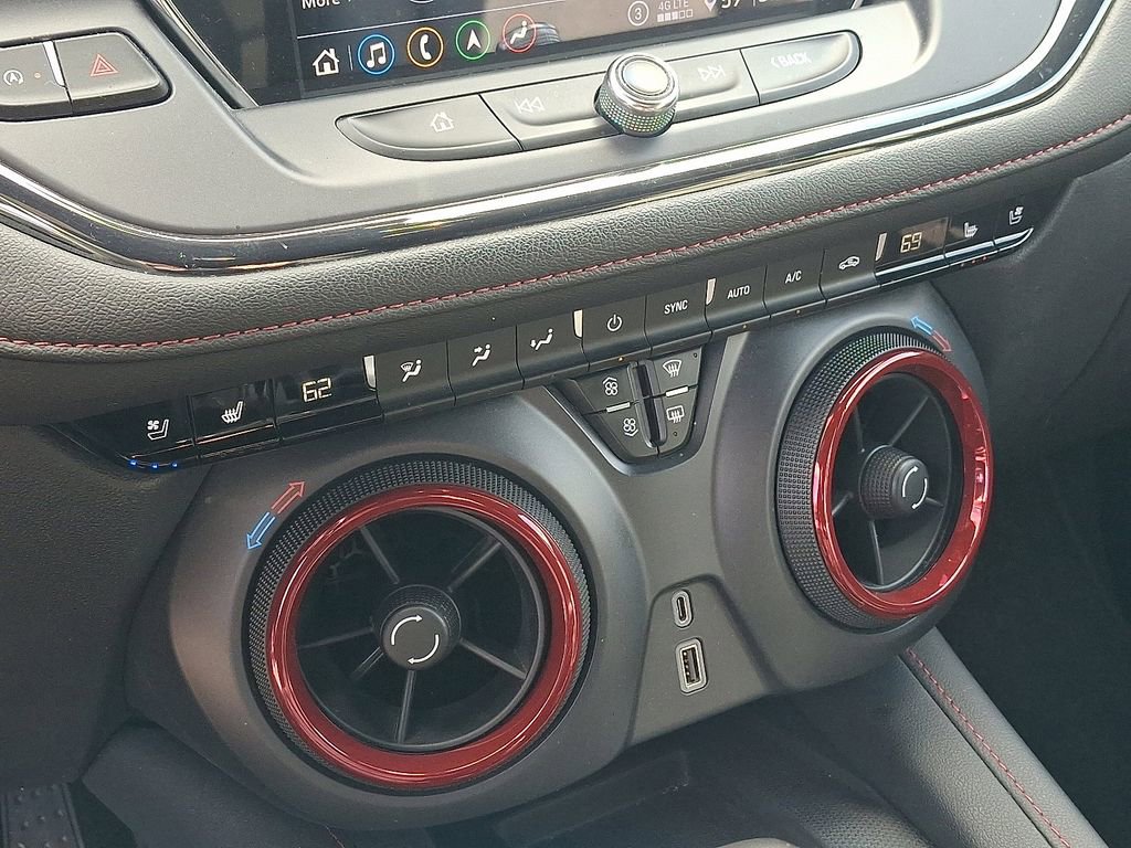 Used 2020 Chevrolet Blazer RS image 16