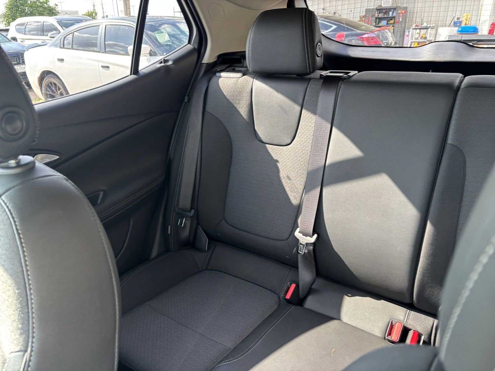 Used 2025 Buick Encore GX Preferred FWD image 38