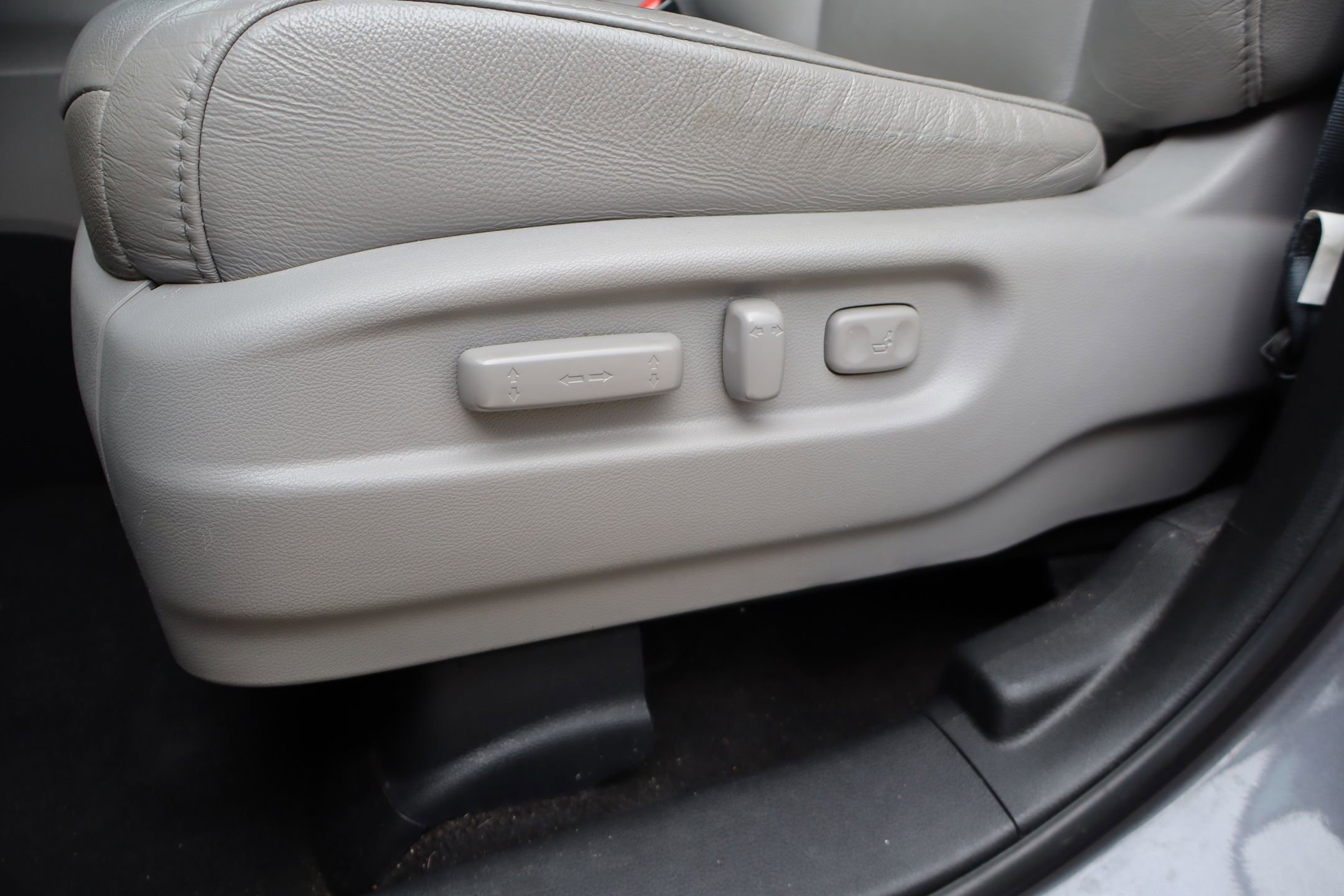 Used 2020 Honda Pilot Touring image 13
