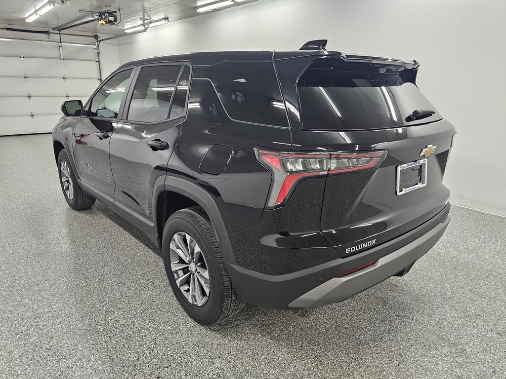 Used 2025 Chevrolet Equinox LT w/ Safety and Technology Package FWD image 7