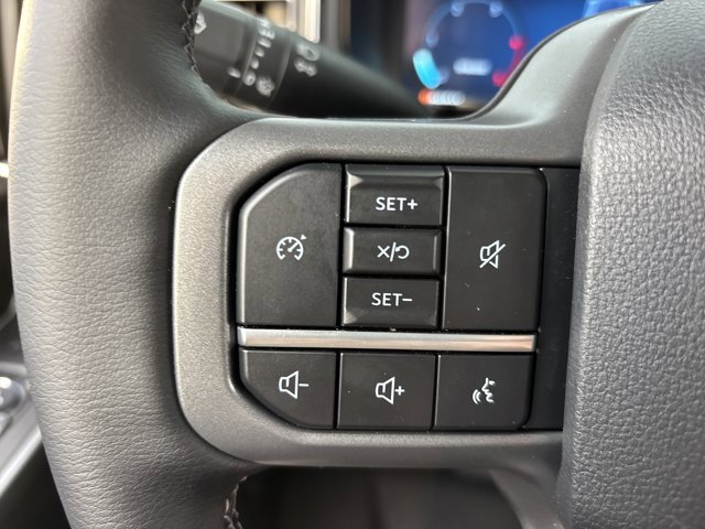 Used 2026 Ford F250 Lariat w/ FX4 Off-Road Package image 32