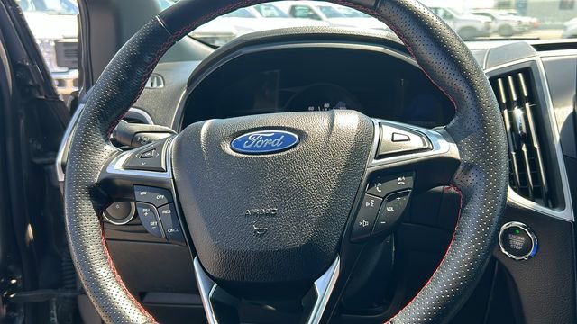 Used 2022 Ford Edge ST-Line image 19