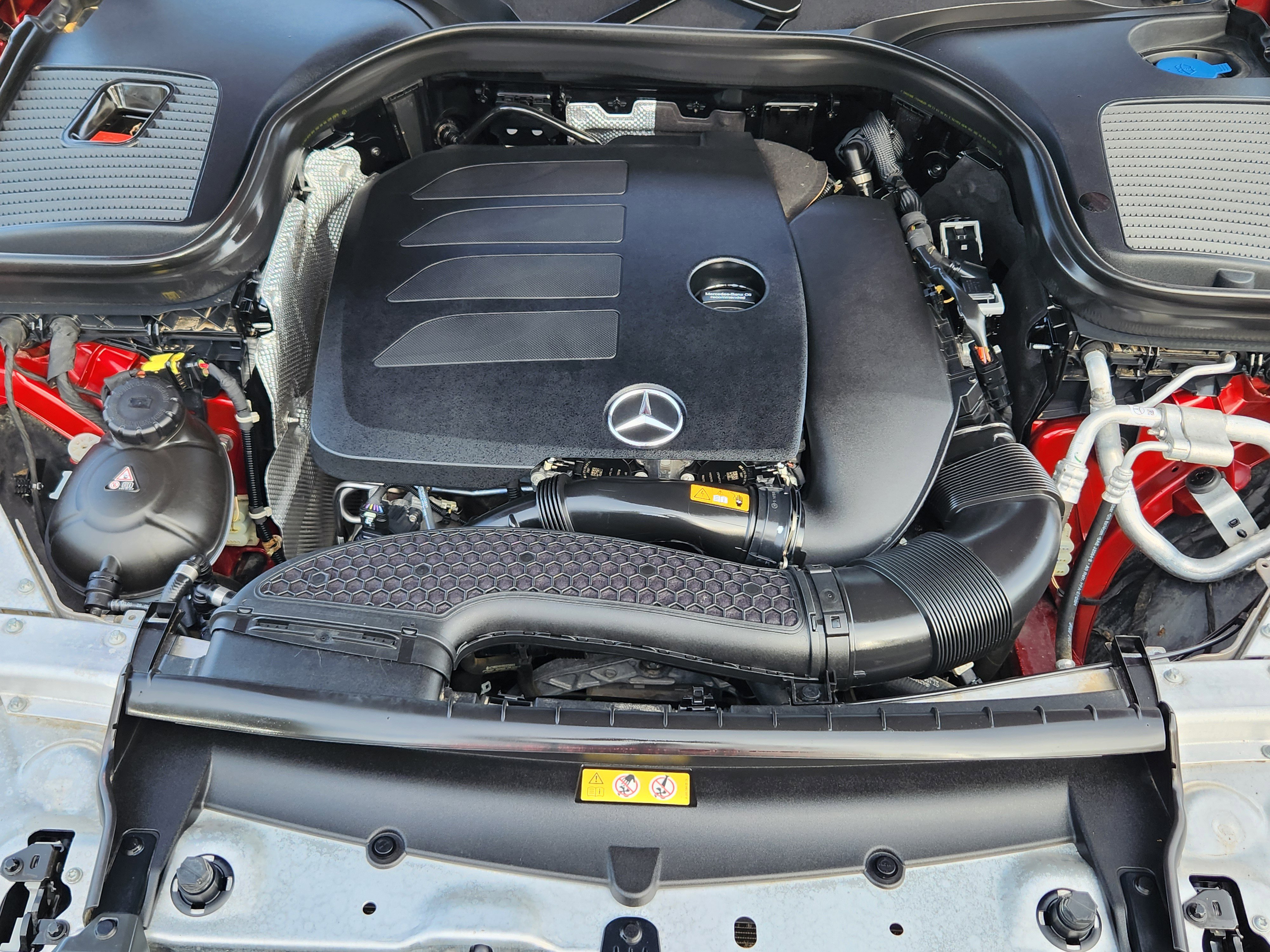 Used 2020 Mercedes-Benz GLC 300 4MATIC Coupe image 23