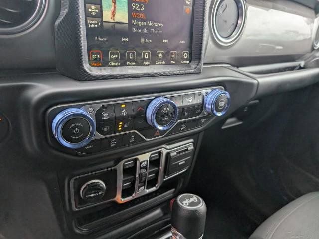 Used 2020 Jeep Wrangler Unlimited Sahara image 21