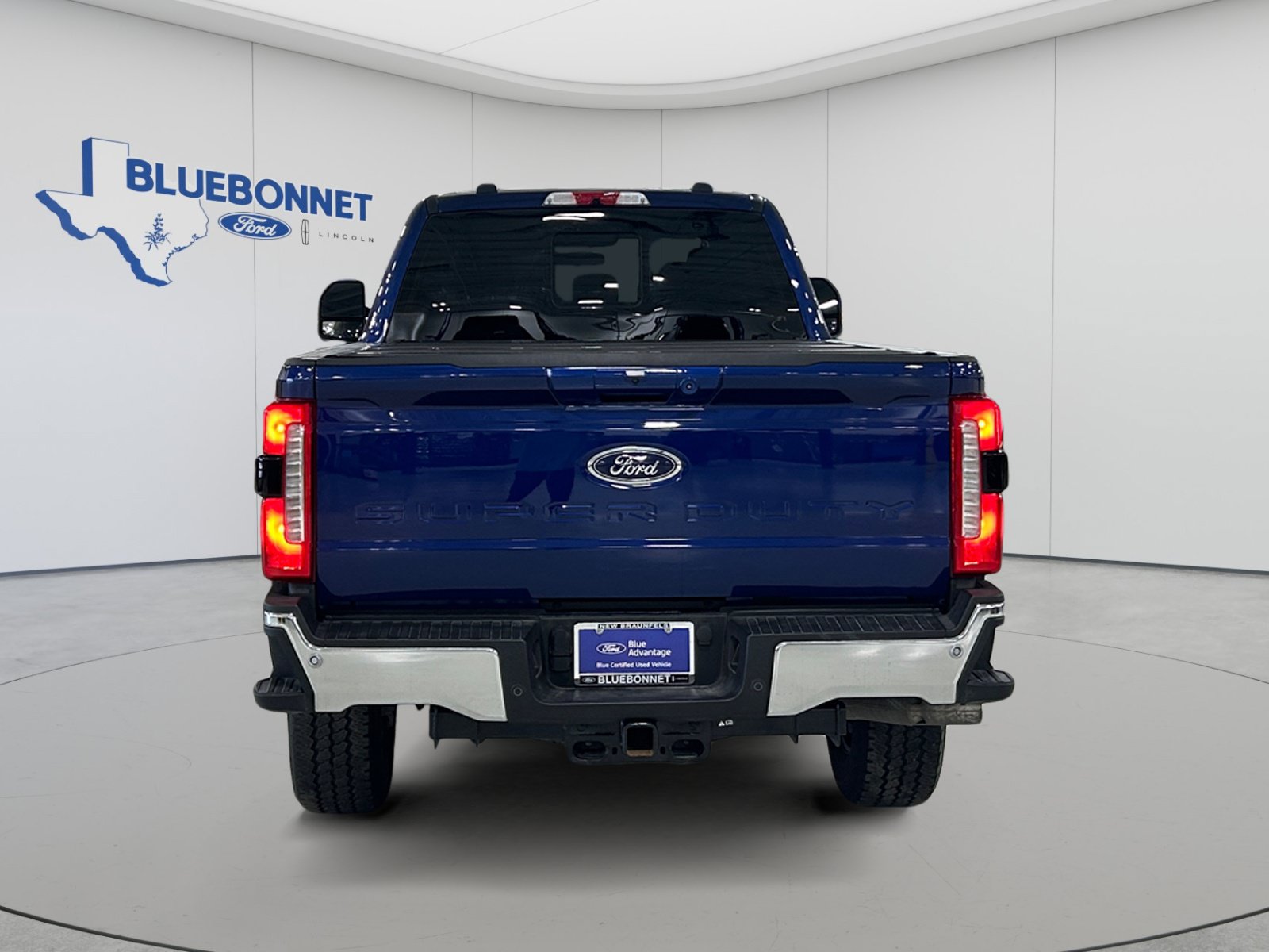 Used 2026 Ford F350 Lariat w/ Lariat Ultimate Package AWD/4WD image 6