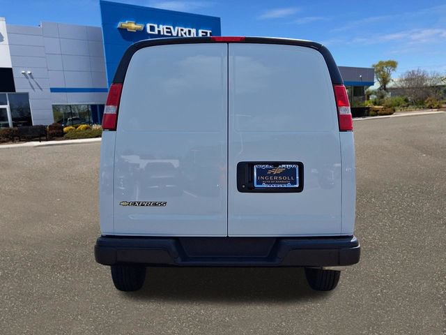 Used 2026 Chevrolet Express 3500 w/ Driver Convenience Package RWD image 25
