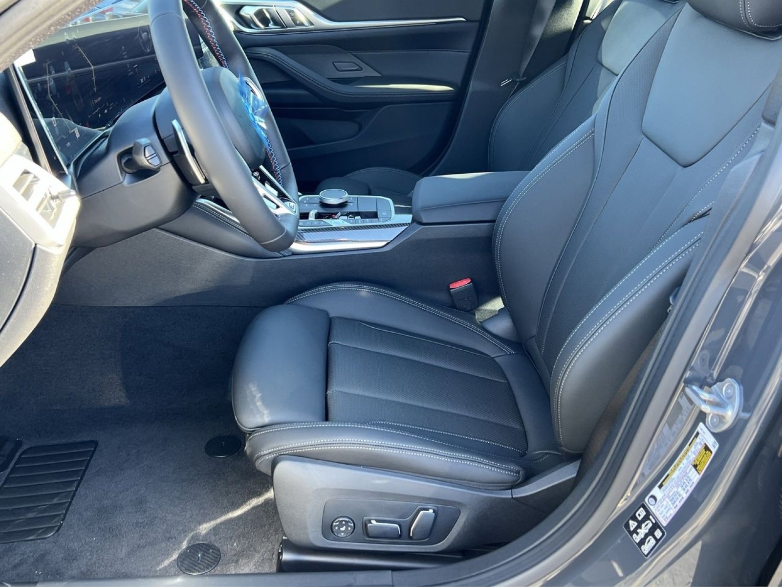 New 2026 BMW 440i xDrive w/ Premium Package image 10