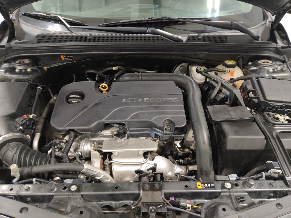 Used 2018 Chevrolet Malibu LT FWD image 30