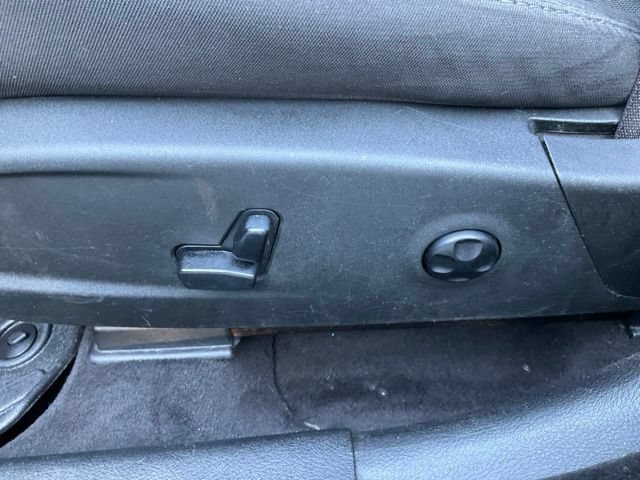 Used 2016 Dodge Charger SXT RWD image 6