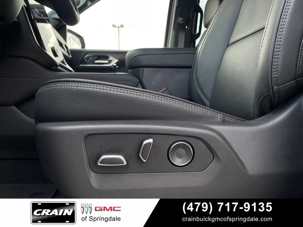 Used 2026 GMC Yukon Denali w/ Advanced Technology Package AWD/4WD image 11