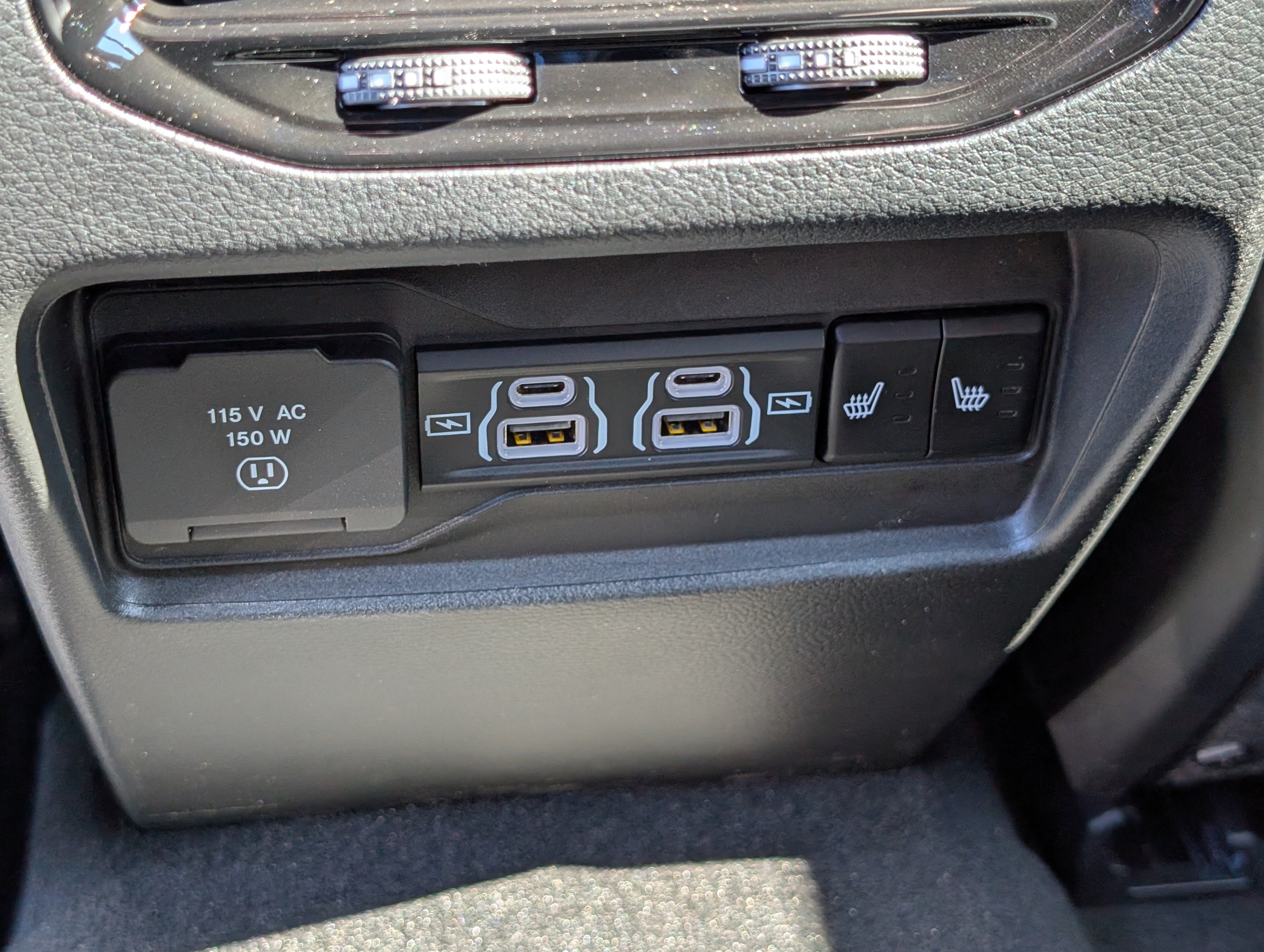 New 2025 Jeep Grand Cherokee Limited w/ Black Appearance Package AWD/4WD image 15