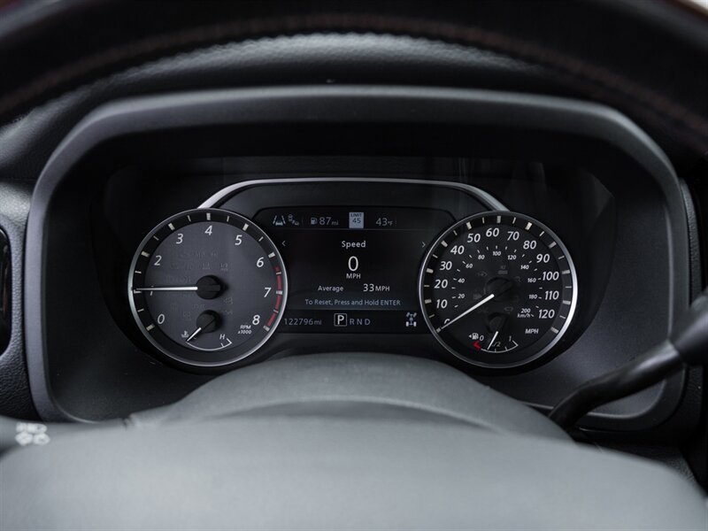 Used 2020 Nissan Titan Platinum Reserve AWD/4WD image 27