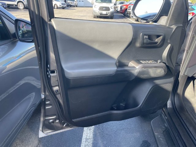 Used 2023 Toyota Tacoma SR5 w/ SX Package AWD/4WD image 23
