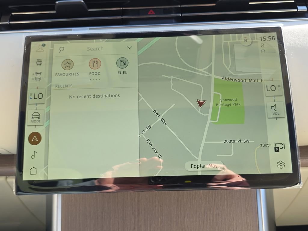 New 2026 Land Rover Range Rover SE image 22