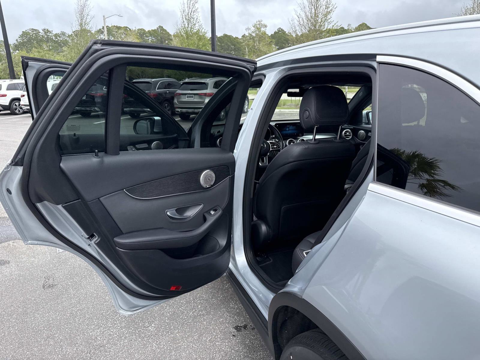 Used 2022 Mercedes-Benz GLC 300 4MATIC image 13