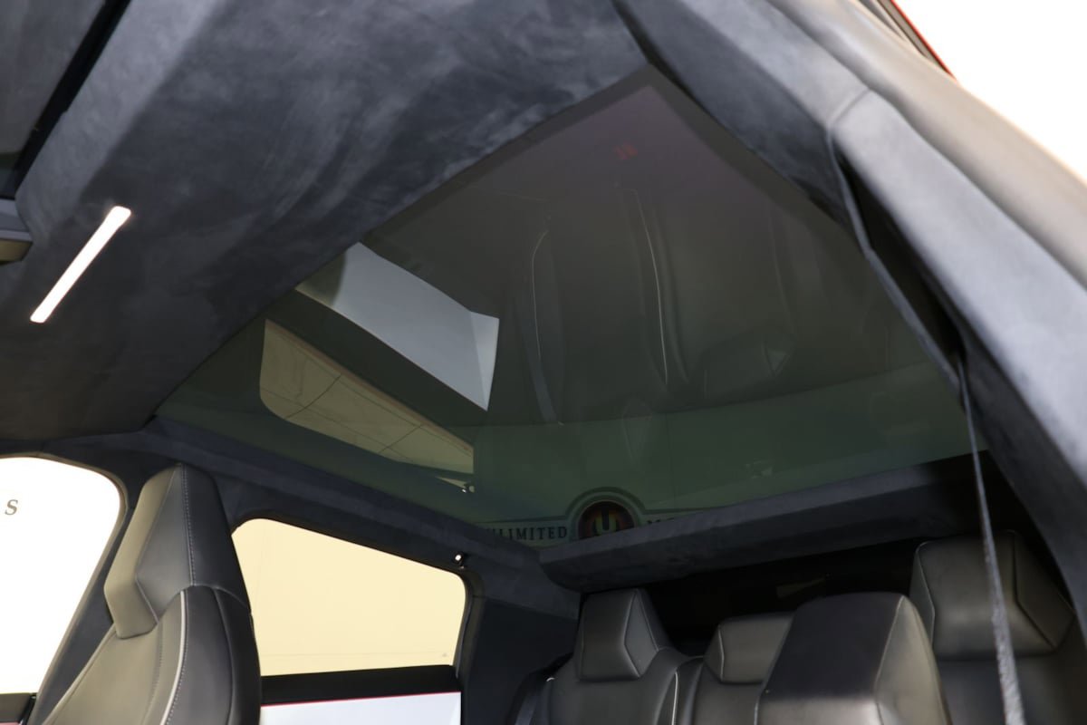 Used 2024 Tesla Cybertruck AWD Crew Cab image 13