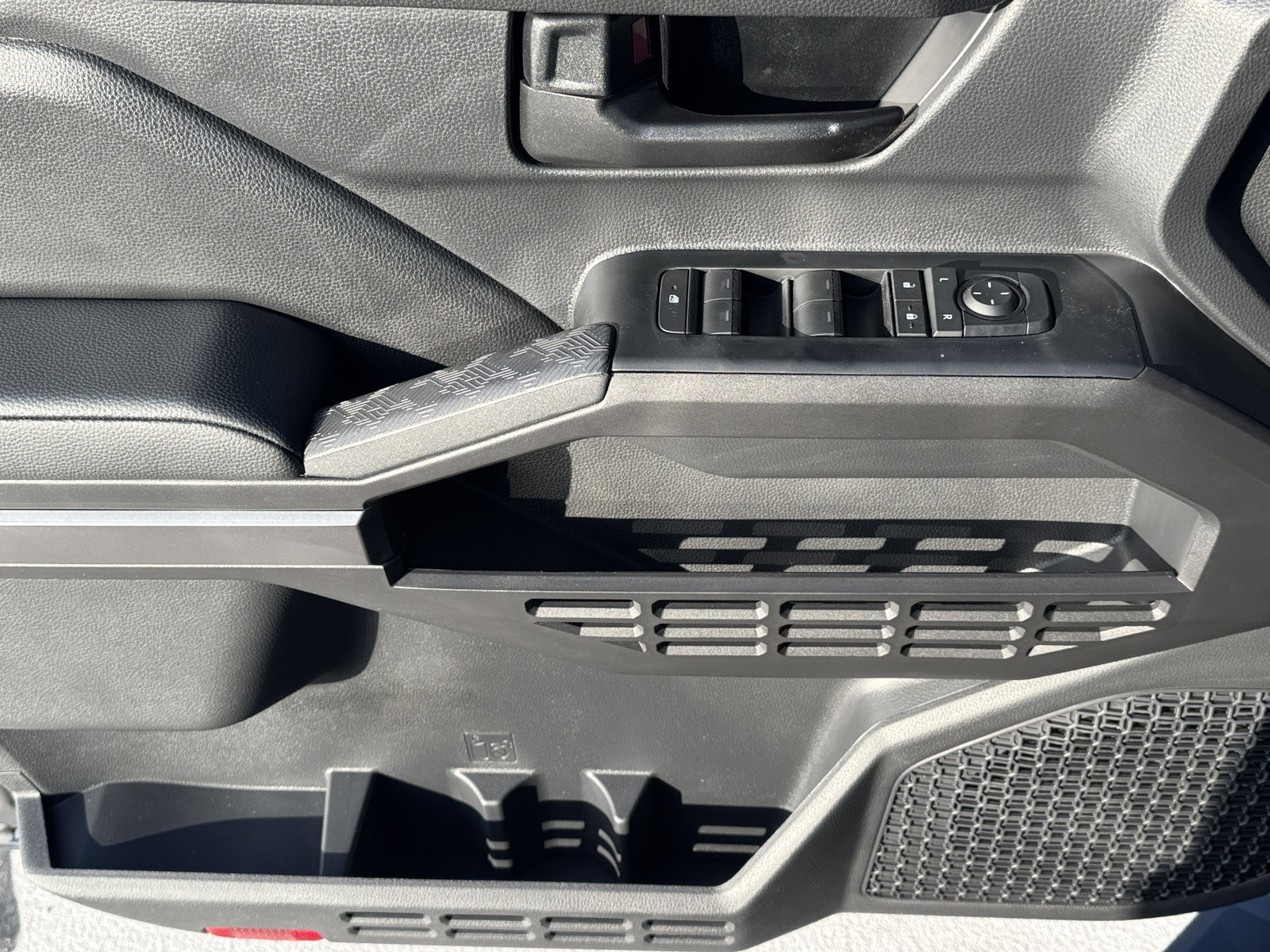 New 2026 Toyota Tacoma SR5 image 18