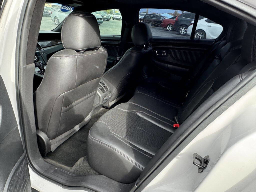 Used 2015 Ford Taurus Limited w/ Equipment Group 301A image 6
