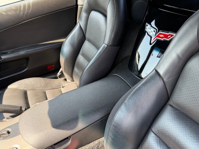 Used 2007 Chevrolet Corvette Convertible w/ Preferred Equipment Group image 36