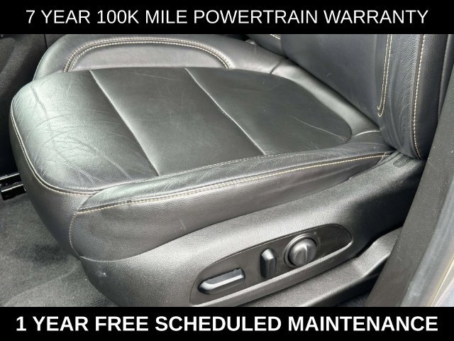 Used 2021 Chevrolet Traverse LT FWD image 15