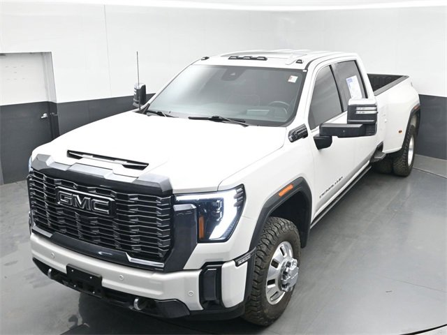 Used 2024 GMC Sierra 3500 Denali Ultimate image 38