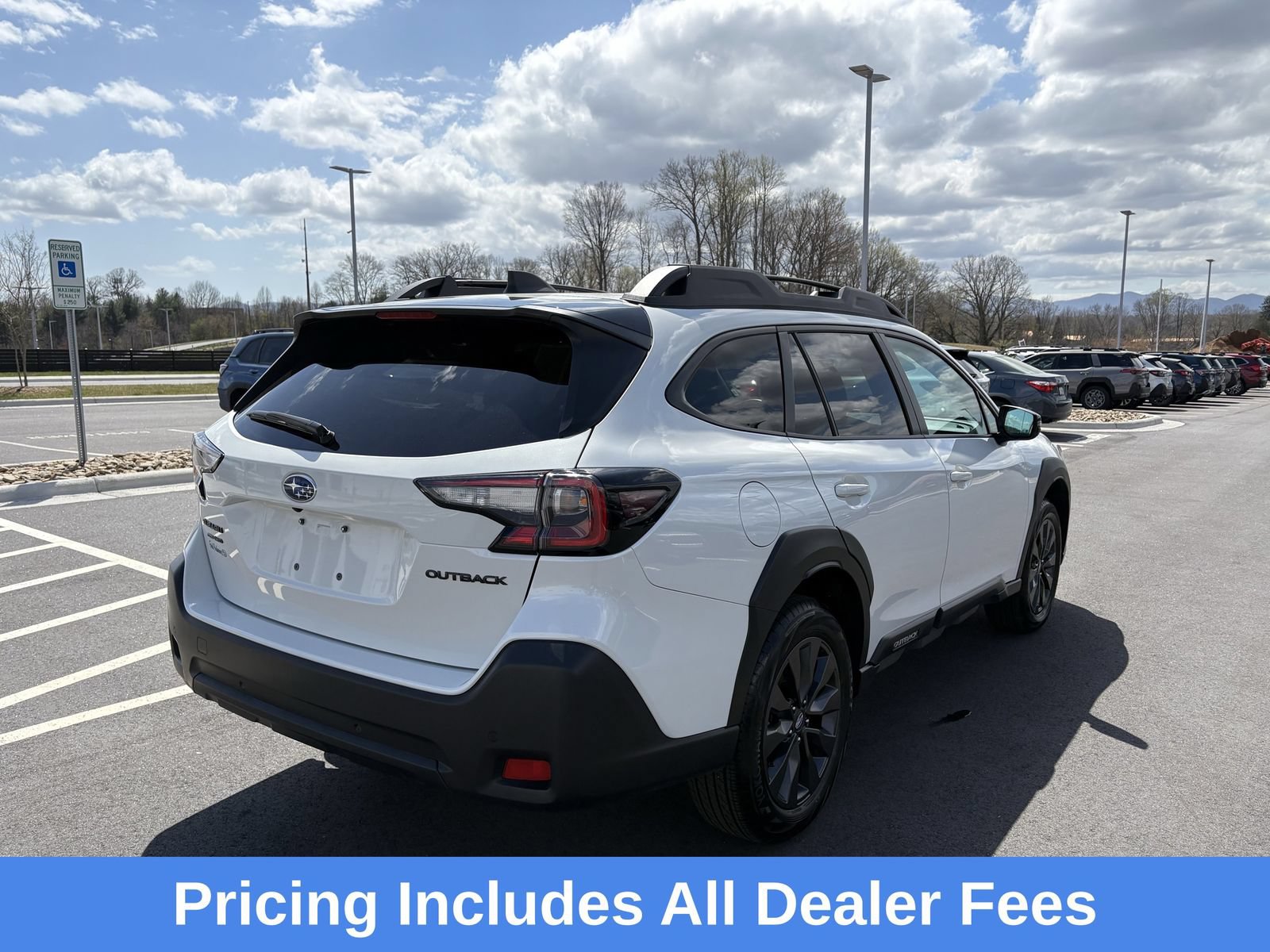 Certified 2025 Subaru Outback Onyx Edition AWD/4WD image 9