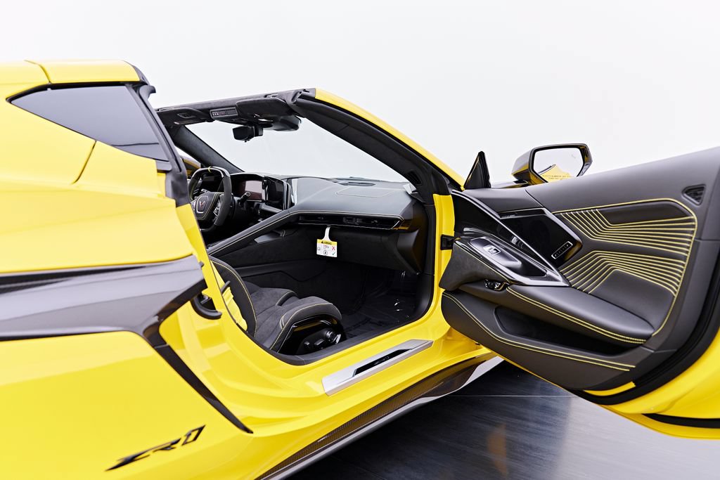 Used 2026 Chevrolet Corvette ZR1 w/ ZR1 Carbon Fiber Aero Package RWD image 54